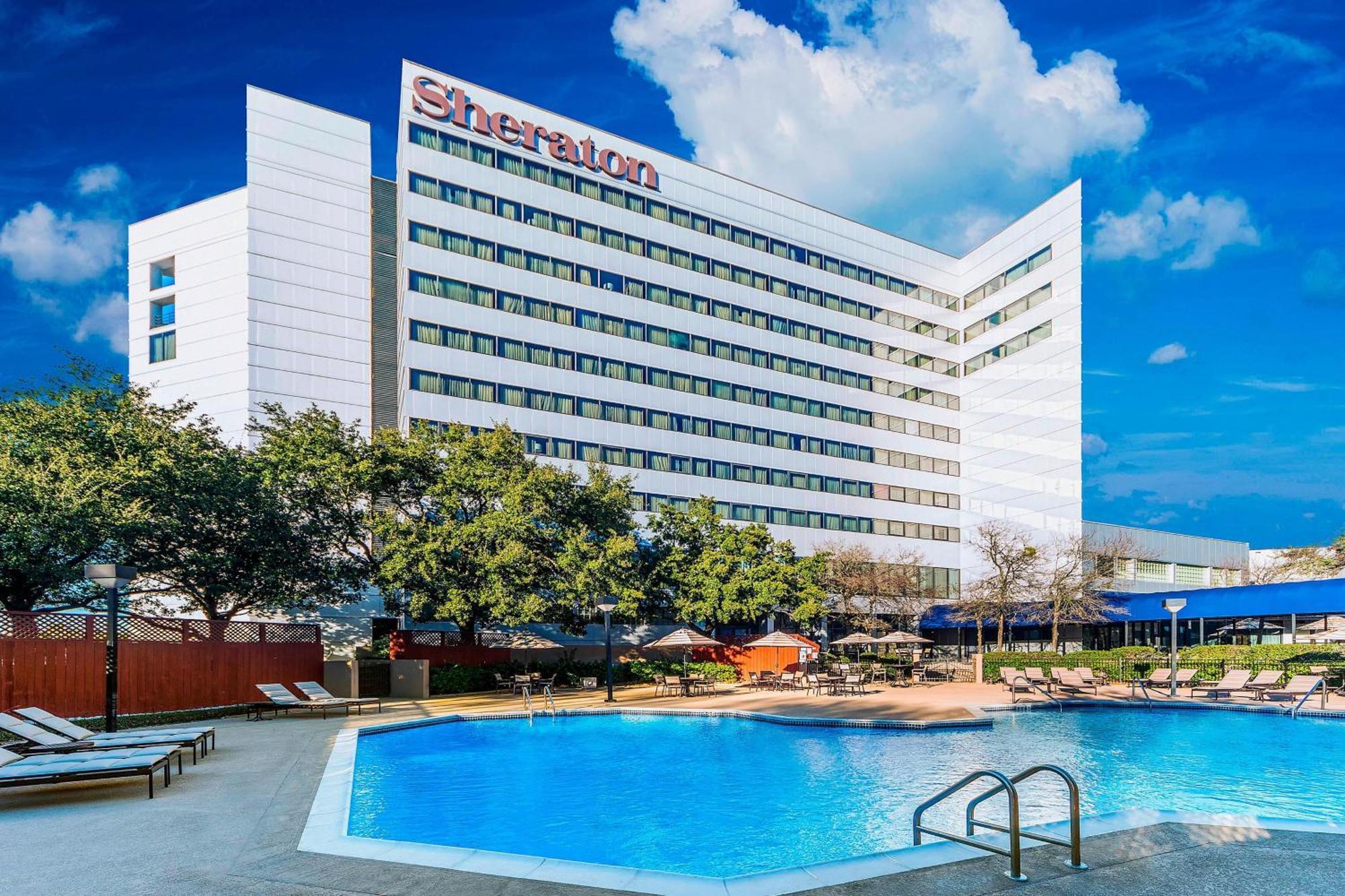 Готель Sheraton North Houston At George Bush Intercontinental Екстер'єр фото